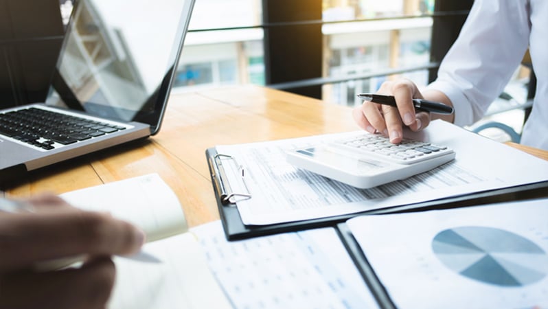 経理財務サービス統括部