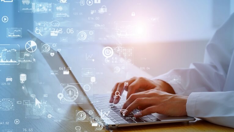 共通業務改革統括部